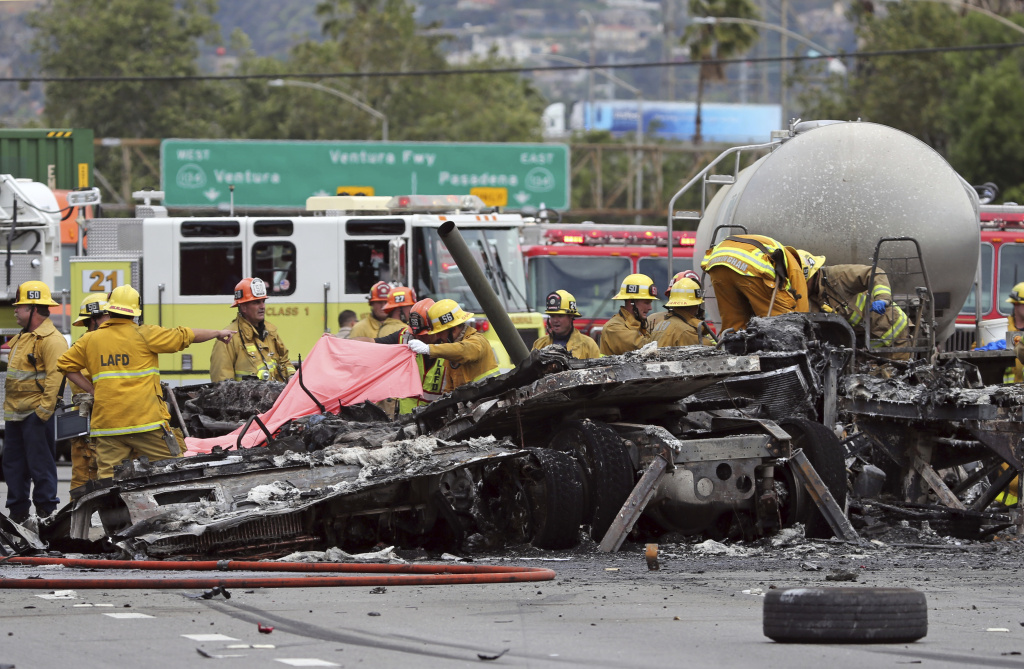Big rigs, big risks: As SoCal economy improves, truck traffic is rising and so are crashes