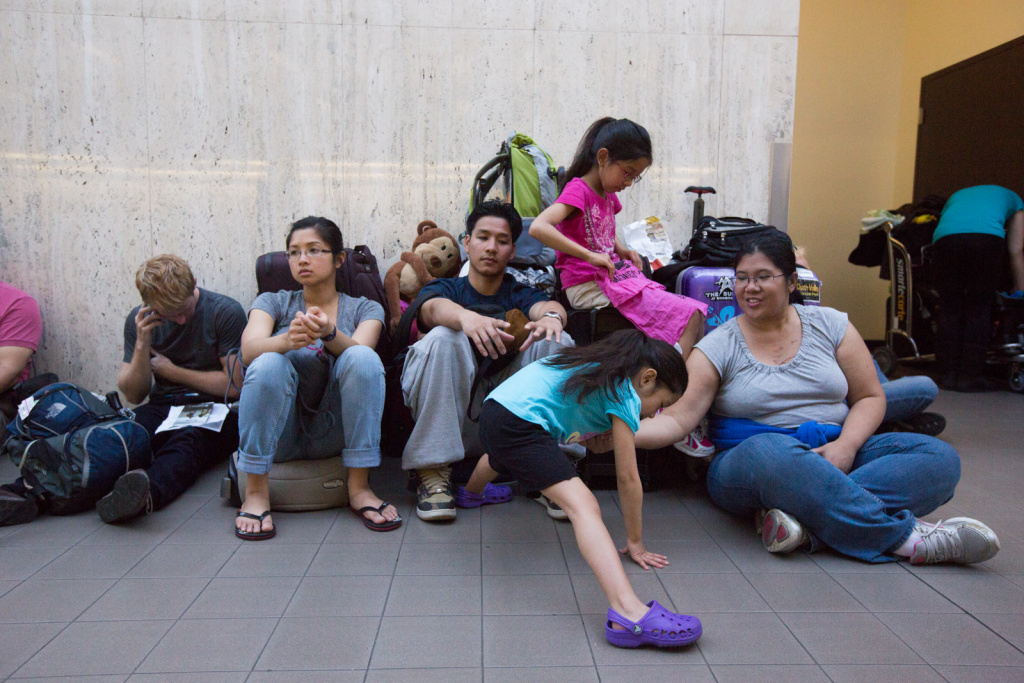 Timeline Shots fired at LAX Terminal 3 checkpoint