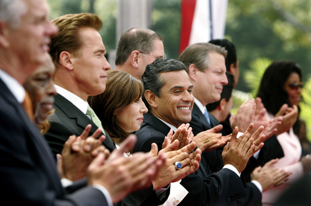 Timeline: Antonio Villaraigosa’s tenure as mayor | scpr.orgr